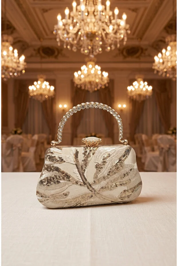 Telli Art Gold Sequin Embroidered Chain Evening Bag